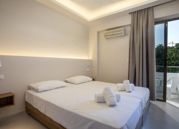 GPAG0795 Deluxe Room